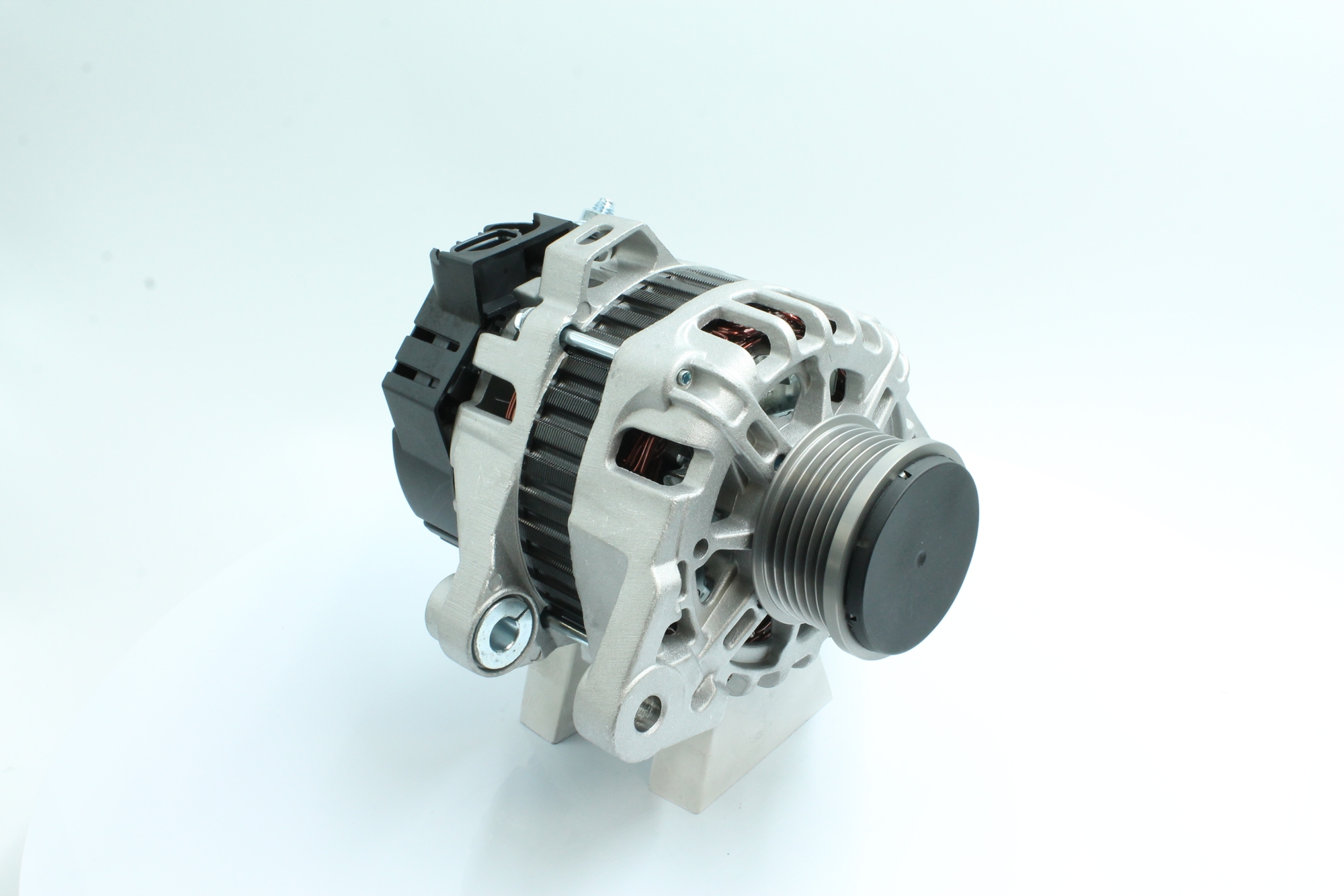 89215418 Ģenerators PowerMax 37300 04330 KIA
