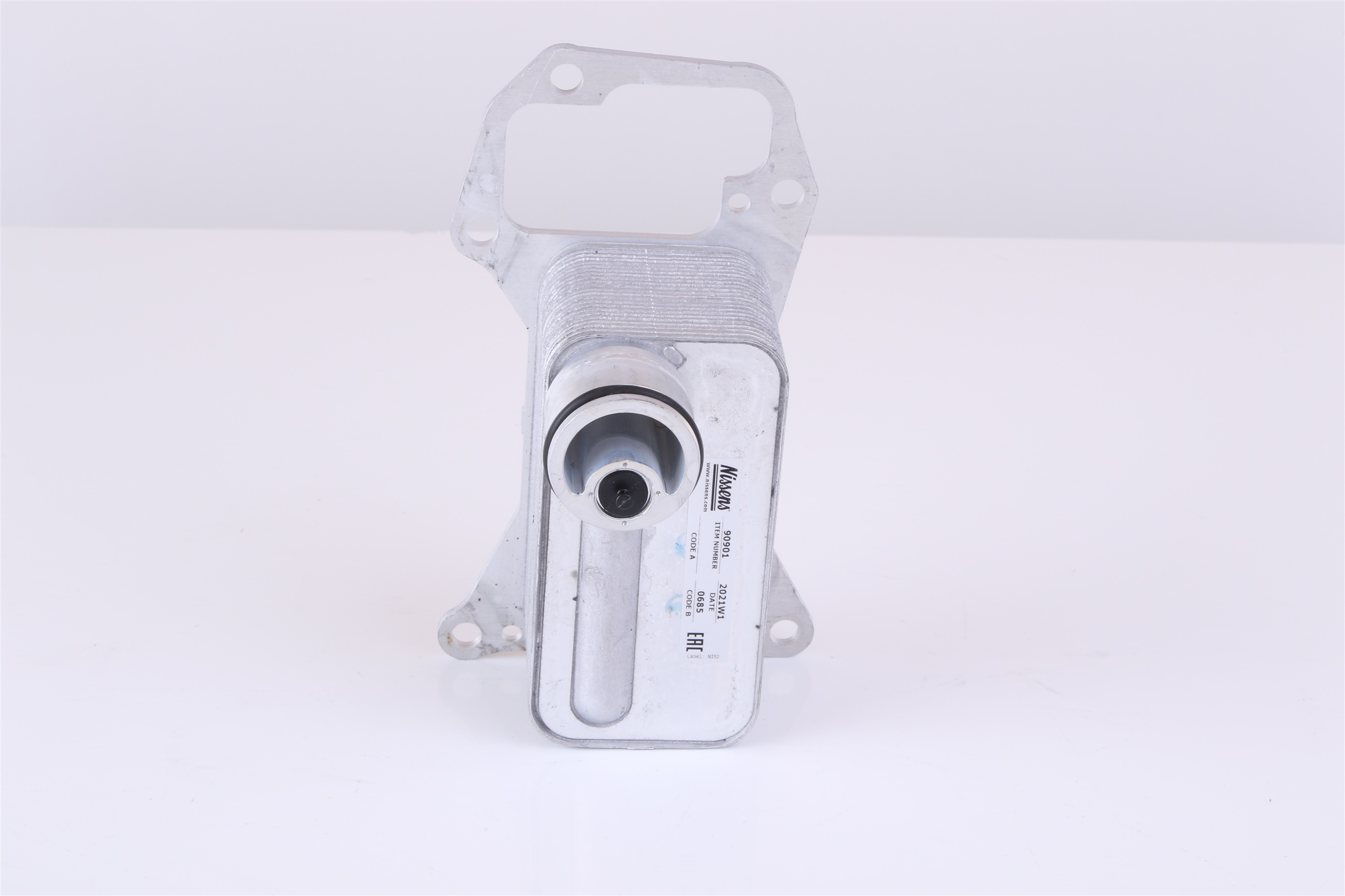 90901 Engine oil cooler NISSENS 8512435
