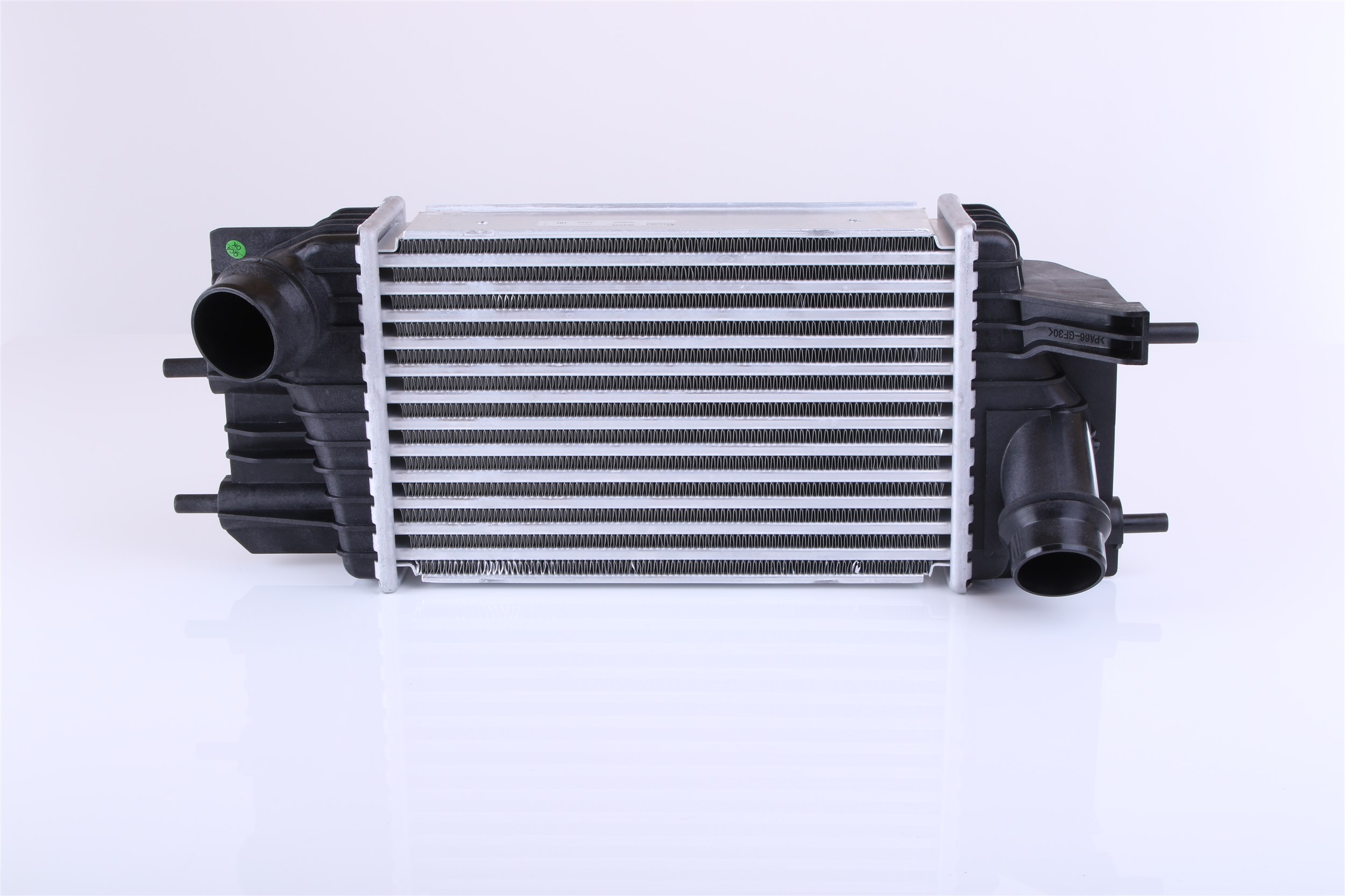 NISSENS 961433 Intercooler Con acoplamientos rápidos, Conexión izquierda, en ángulo, Conexión derecha, en ángulo