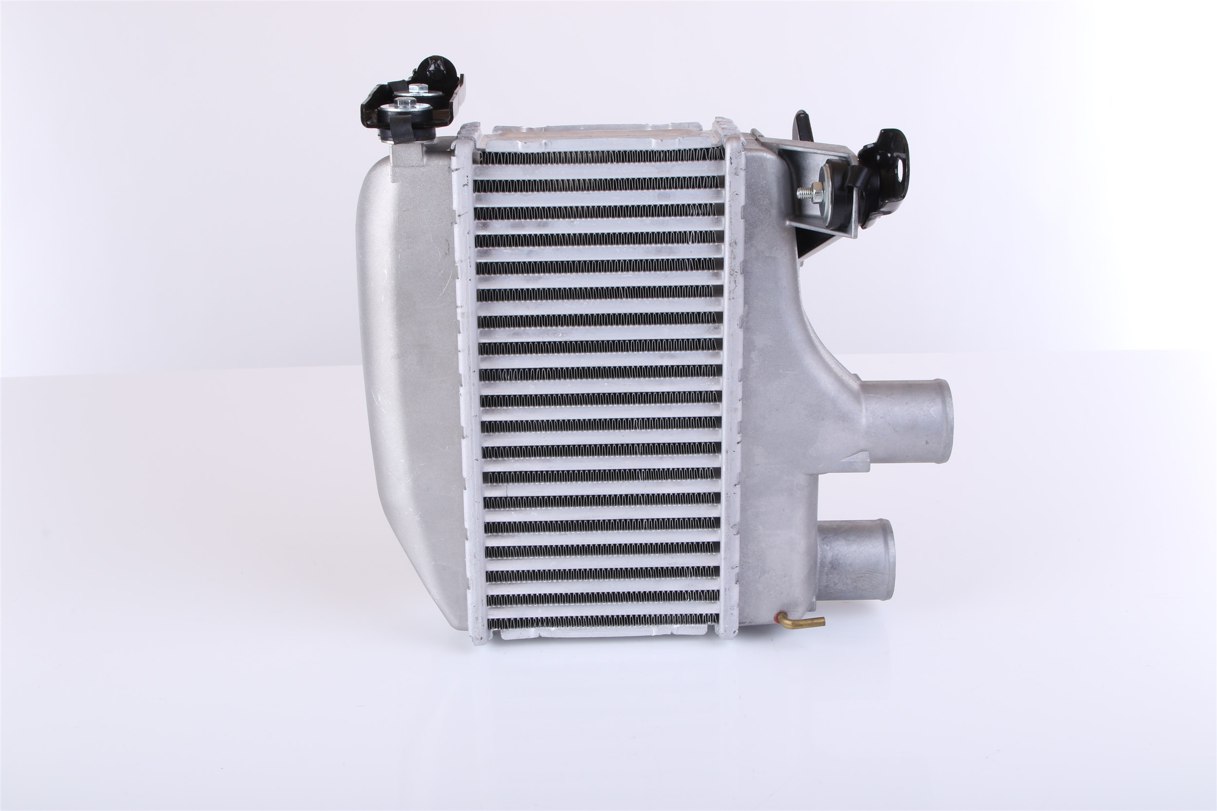 NISSENS 96164 Intercooler pas cher dans magasin en ligne
