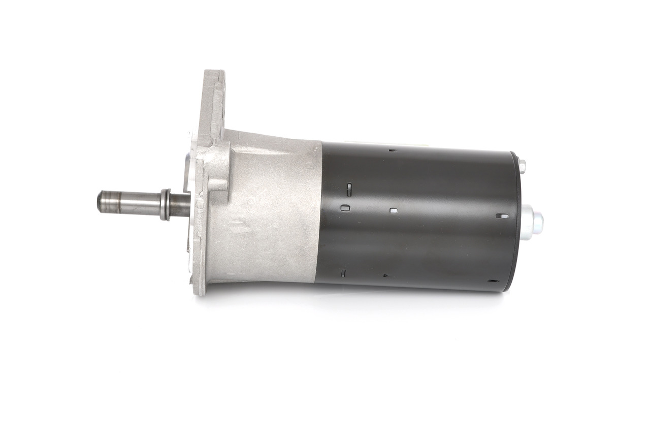 R74-M40 12V (R) BOSCH 12V, 1,1kW, Number of Teeth: 9, 50, 30, rechts, Ø 82,5 mm Starter 0 001 107 103 buy