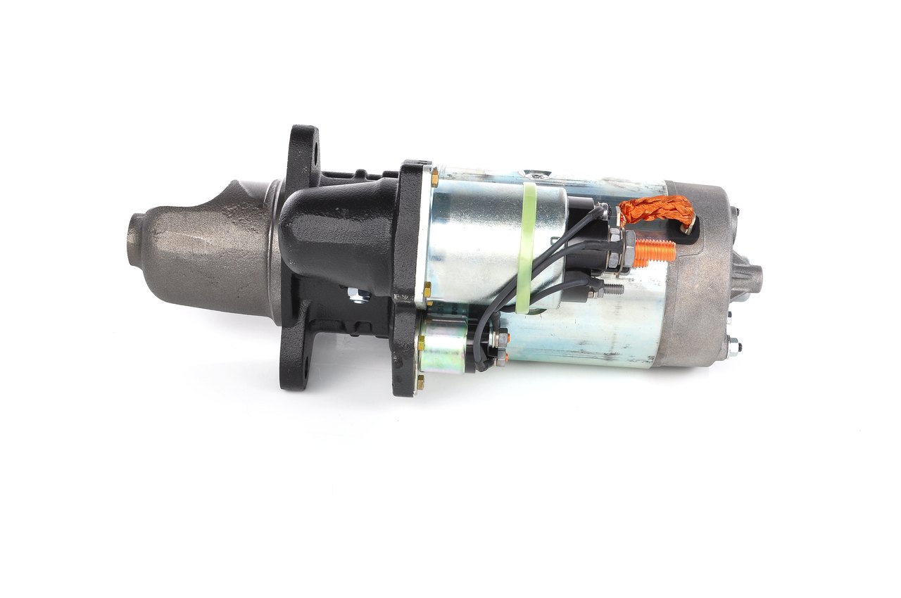 IE (R) 24V 6,2 KW BOSCH 24V, 6,2kW, Number of Teeth: 11, 50, 30, rechts, Ø 92 mm Starter motor 0 001 372 005 buy