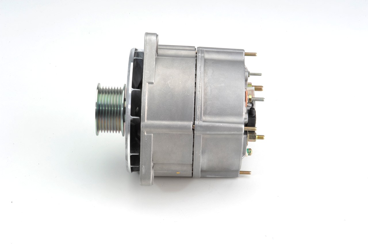 NL1 (>) 28V 15/100A BOSCH 28V, 100A, exkl. Vakuumpumpe, Ø 57,8 mm Lichtmaschine 0 120 469 119 kaufen