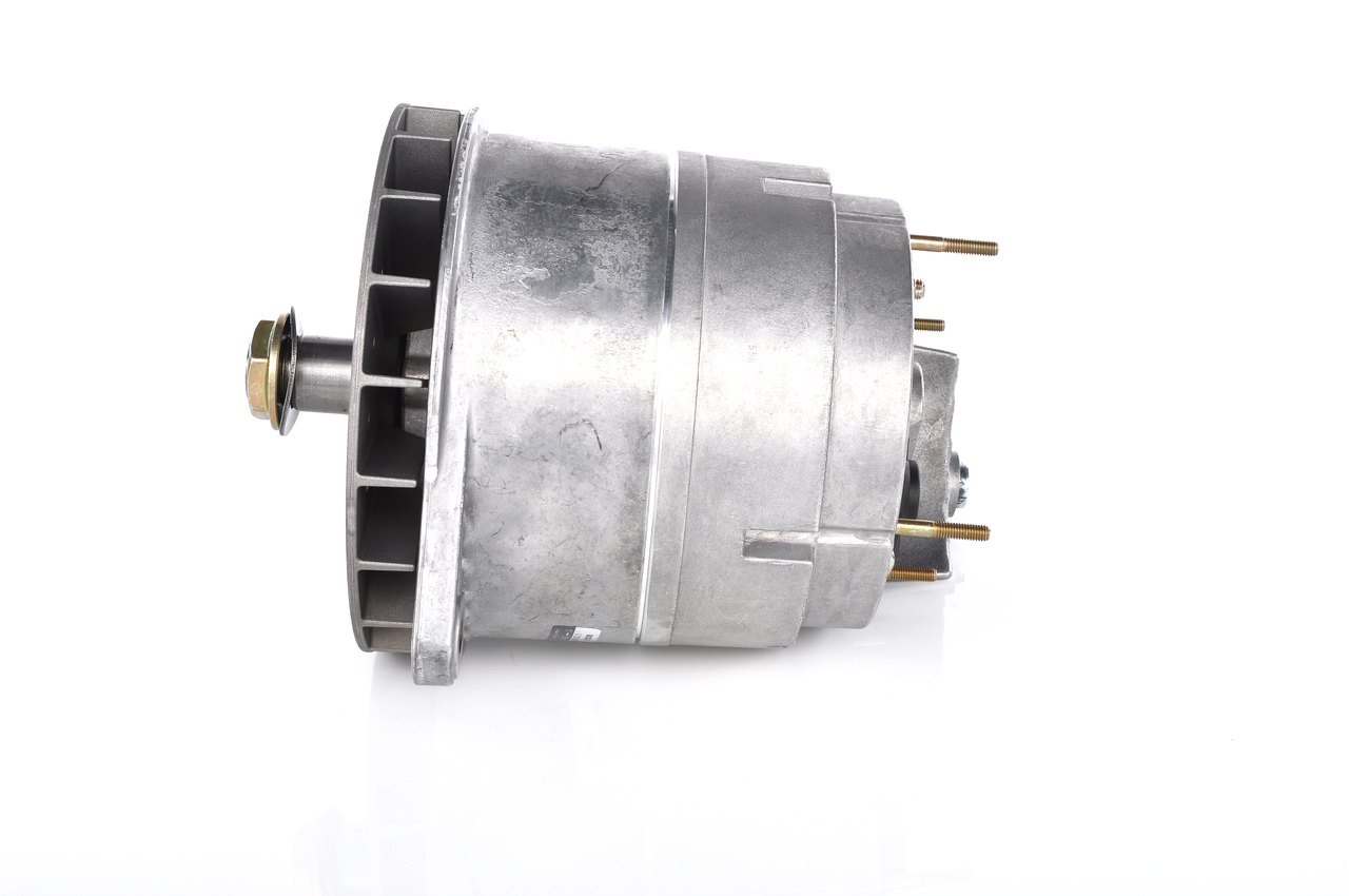 T1 (RL) 28V 65/120A 0120689540 Generátor BOSCH 3033180 VOLVO