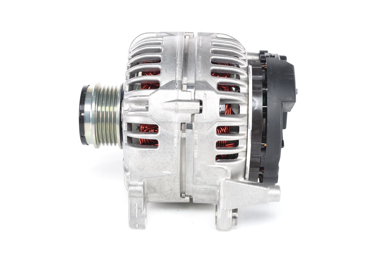E8 (>) 14V 75/140A BOSCH 14V, 140A, excl. bomba vacío, Ø 56 mm Alternadores 0 124 525 089 comprar online