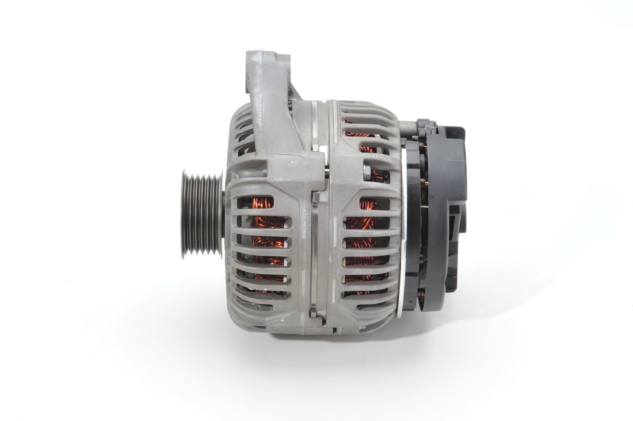 Great value for money - BOSCH Alternator 0 124 525 106