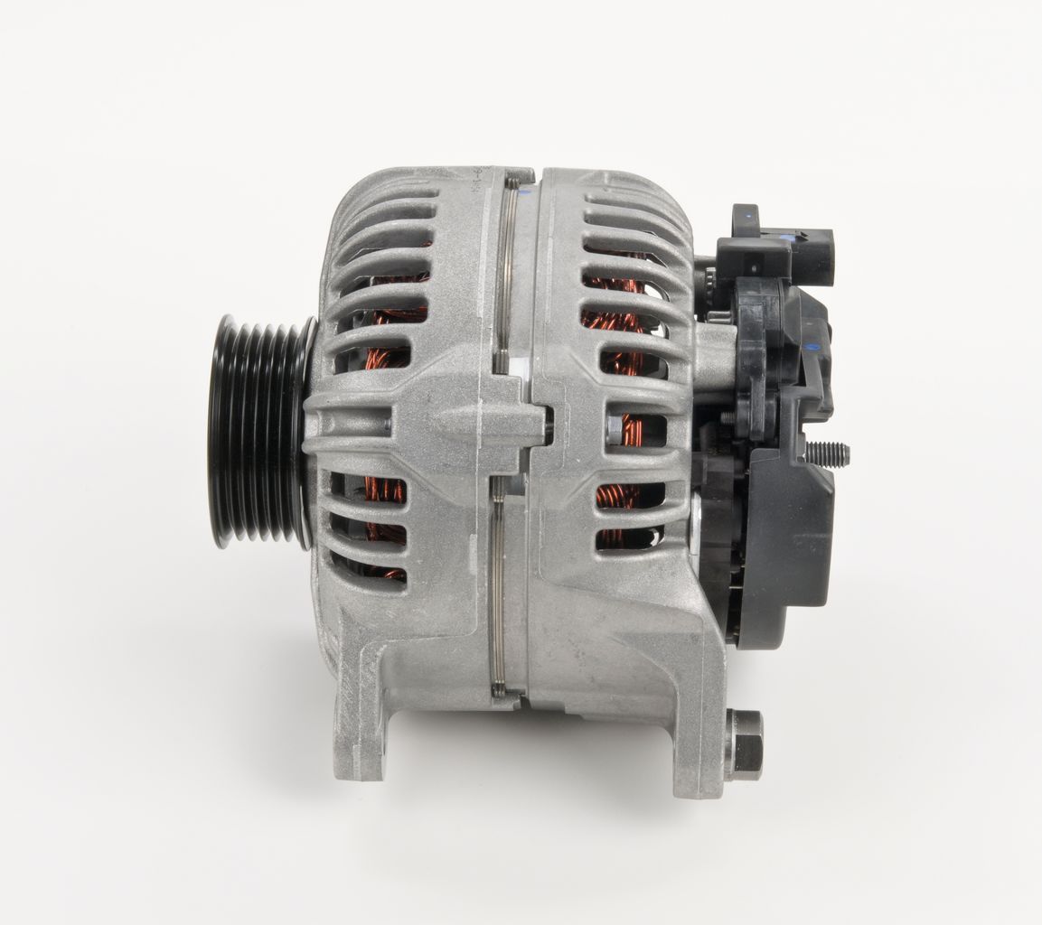 STARK Lichtmaschine Generator 150A 14V - Kompatibel Mit Audi A6, A8 Und Mehr