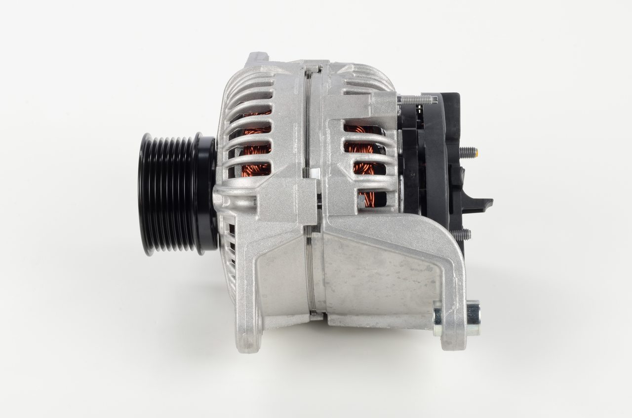 NCB2 (>) 28V 40/110A BOSCH 28V, 110A, excl. vacuum pump, Ø 72 mm Generator 0 124 655 012 buy