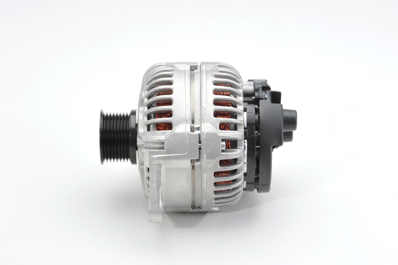 HD9 (>) 28V 40/110A 0124655065 Alternator BOSCH 5014648