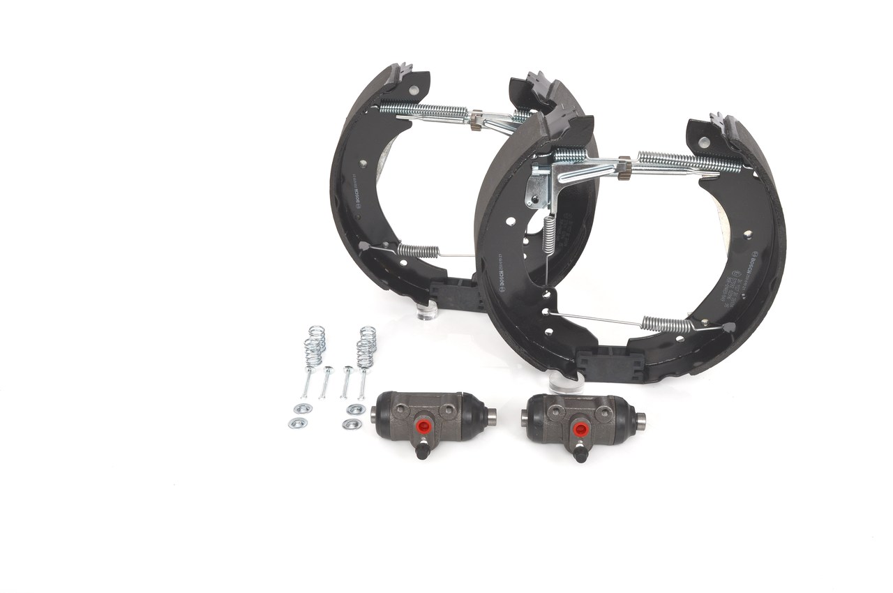BOSCH 0 204 114 531 Kit frenos, disco de tambor con accesorios, con cilindro de freno de rueda