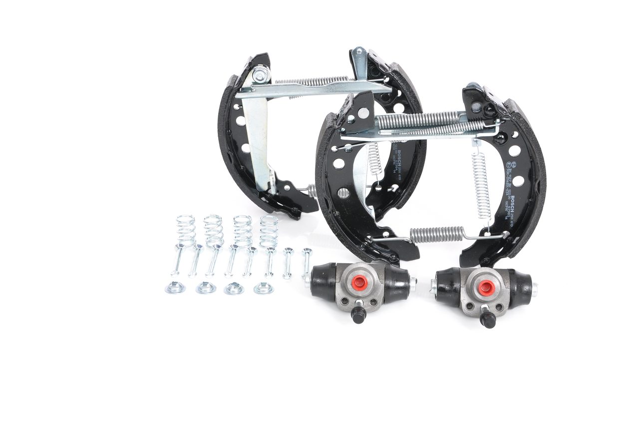 KS606 BOSCH con accesorios, con cilindro de freno de rueda Kit freno, frenos de tambor 0 204 114 606 comprar online