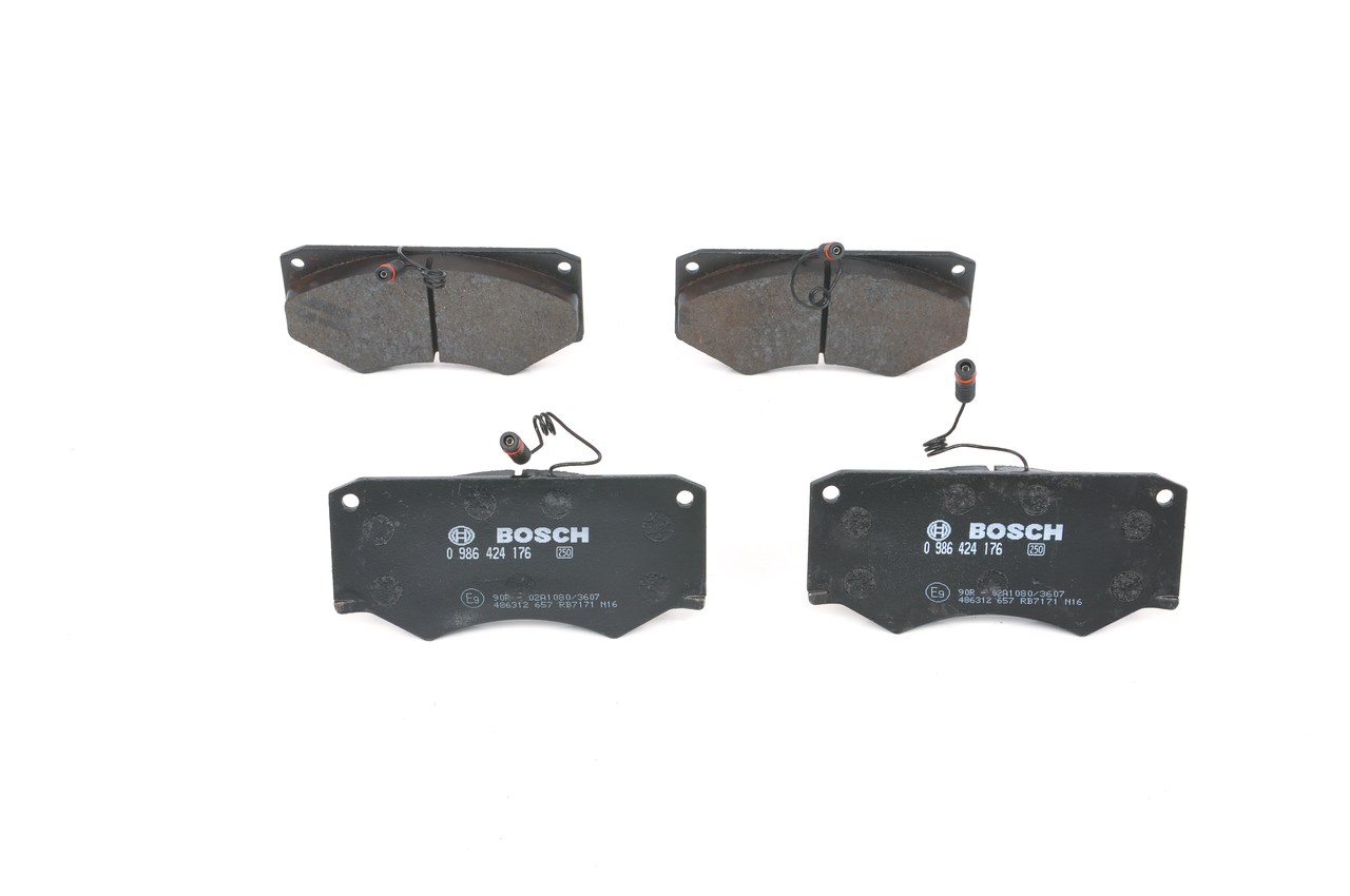 Iveco Daily Set of brake pads 1161620 BOSCH 0 986 424 176 online buy
