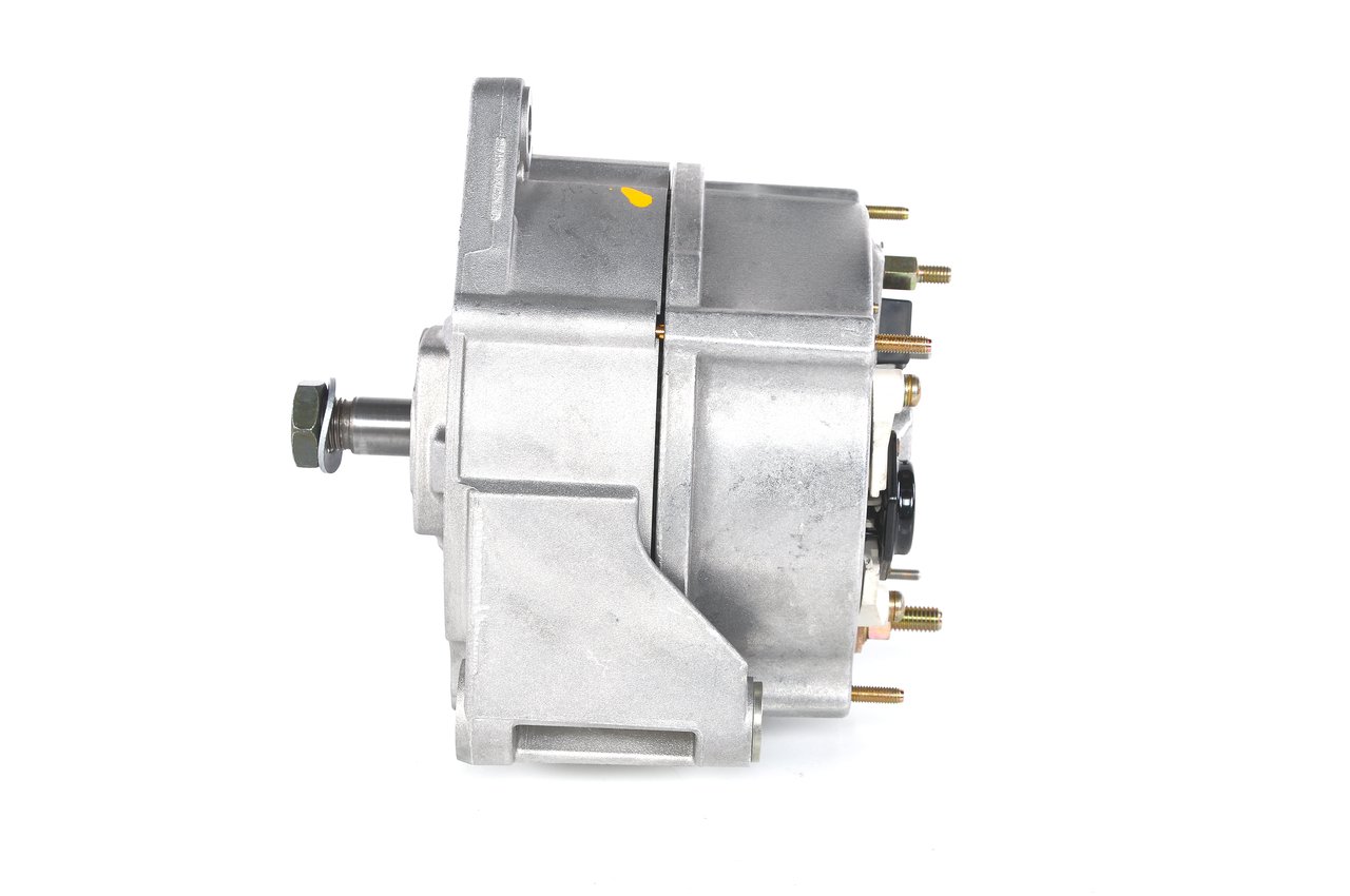 BOSCH 6 033 GB3 022 Alternator 28V, 80A, excl. vacuum pump