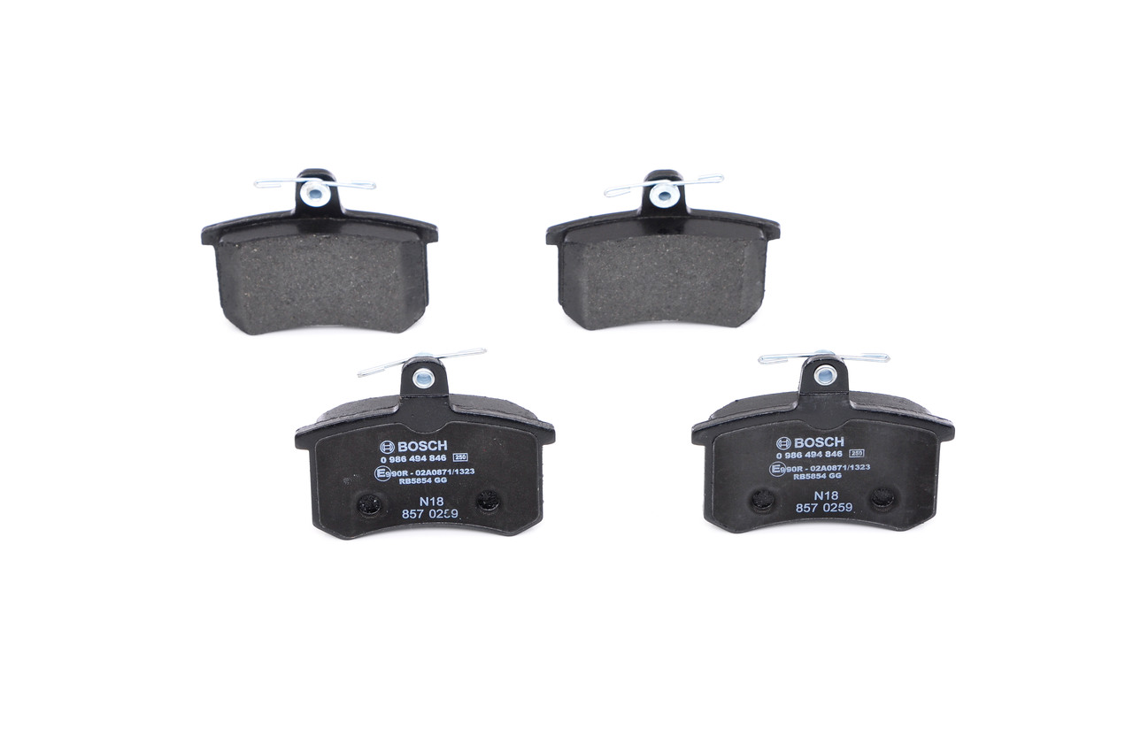 BP2020 BOSCH Low-Metallic, with anti-squeak plate Height: 66,8mm, Width: 87,5mm, Thickness: 16,6mm Brake pads 0 986 494 846 buy