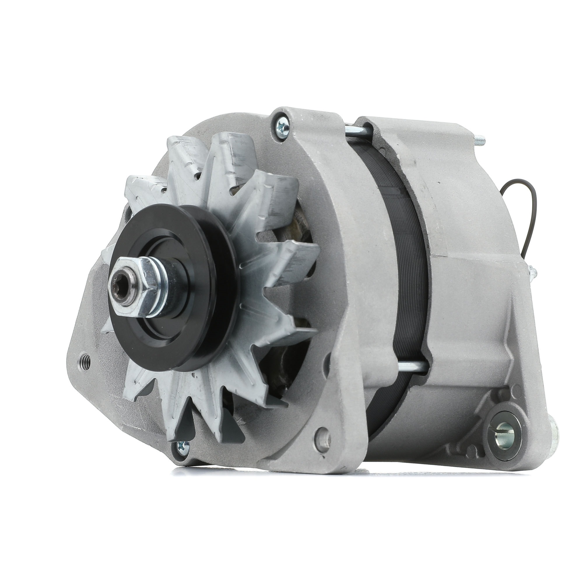 RIDEX 4G0135 Alternator 14V, 90A, excl. vacuum pump, Ø 64 mm, with integrated regulator