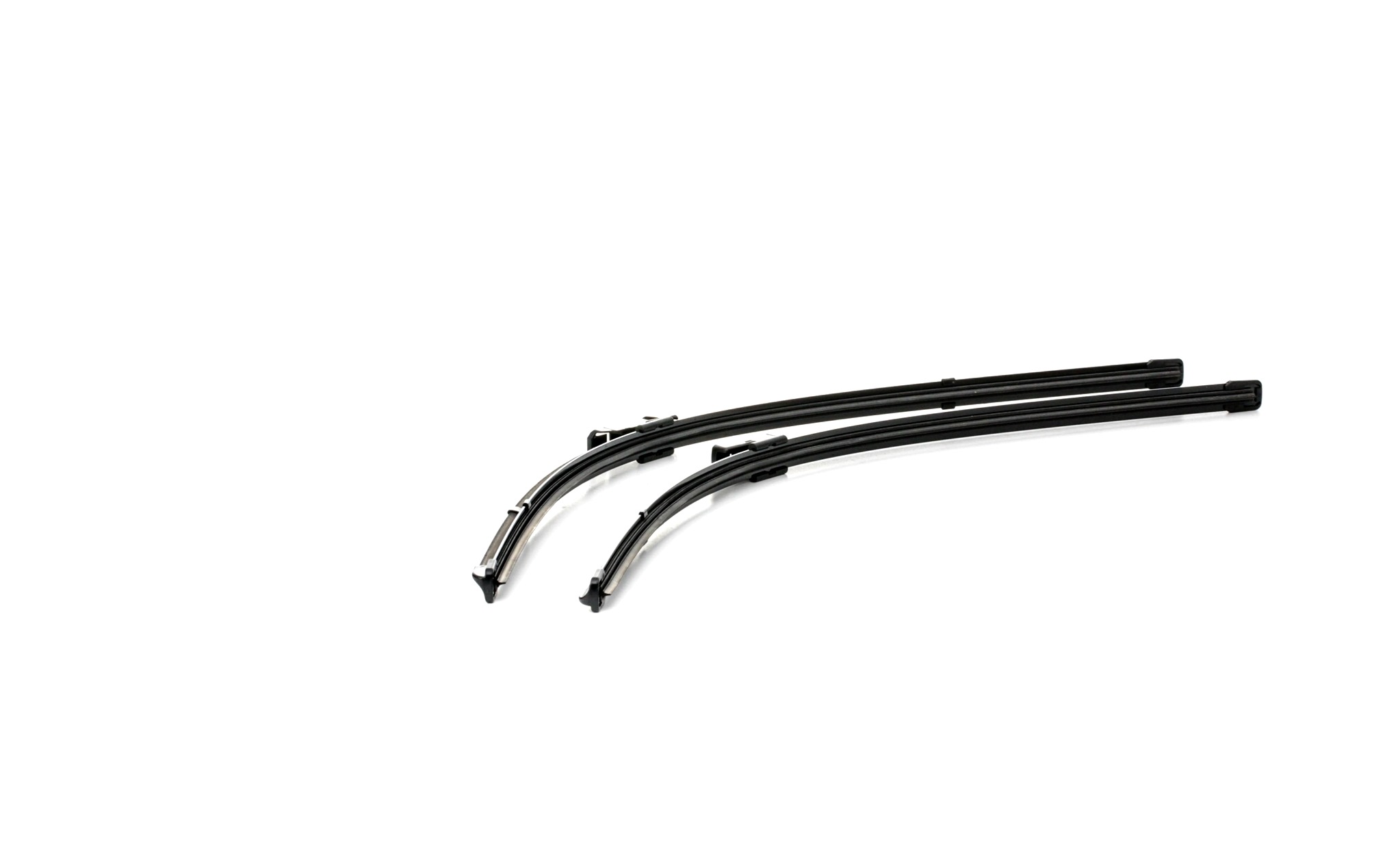 VF954 VALEO 700, 650 mm Front, Flat wiper blade, with spoiler, for left-hand drive vehicles Styling: with spoiler, Left-/right-hand drive vehicles: for left-hand drive vehicles Wiper blades 577954 buy