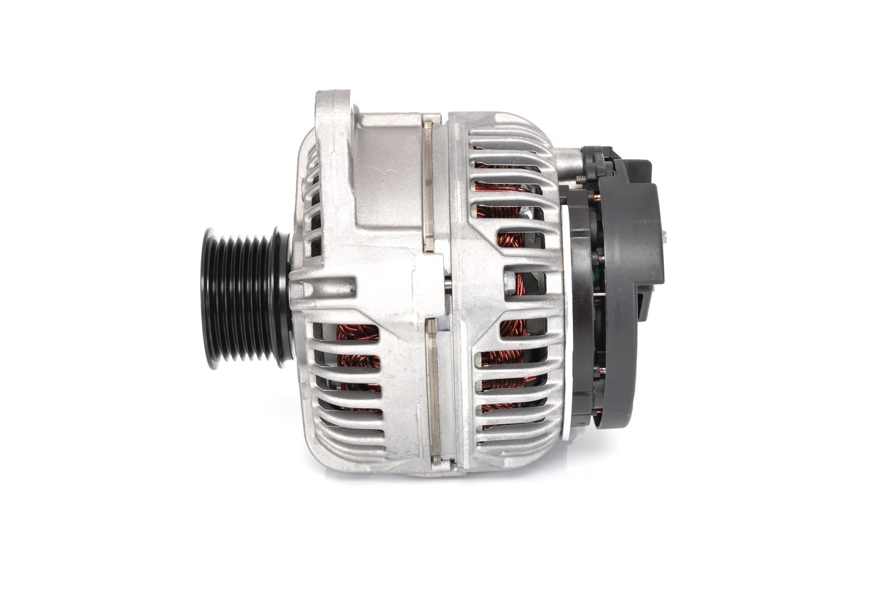 Achat de E8 (>) 14V 75/140A BOSCH 14V, 140A, B+(M8),L, PL87, Pompe à vide non-comprise, Ø 55 mm Alternateur 1 986 A00 531 bon marché