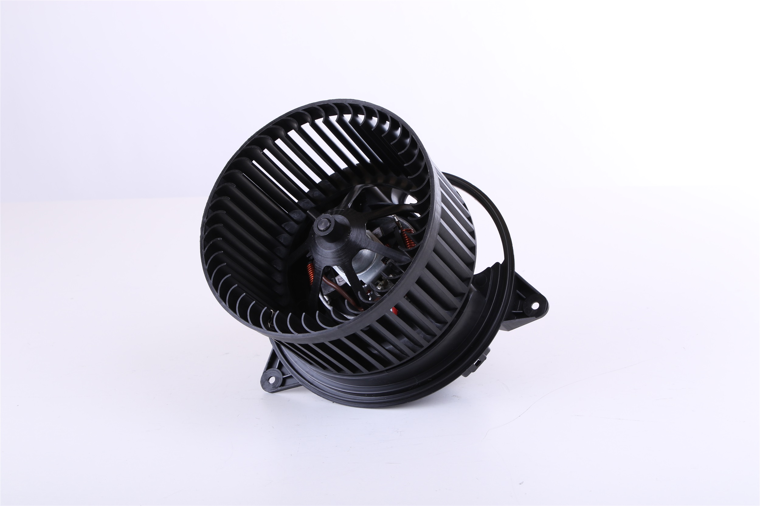 NISSENS 87784 Vnitřní ventilátor levné v eshop