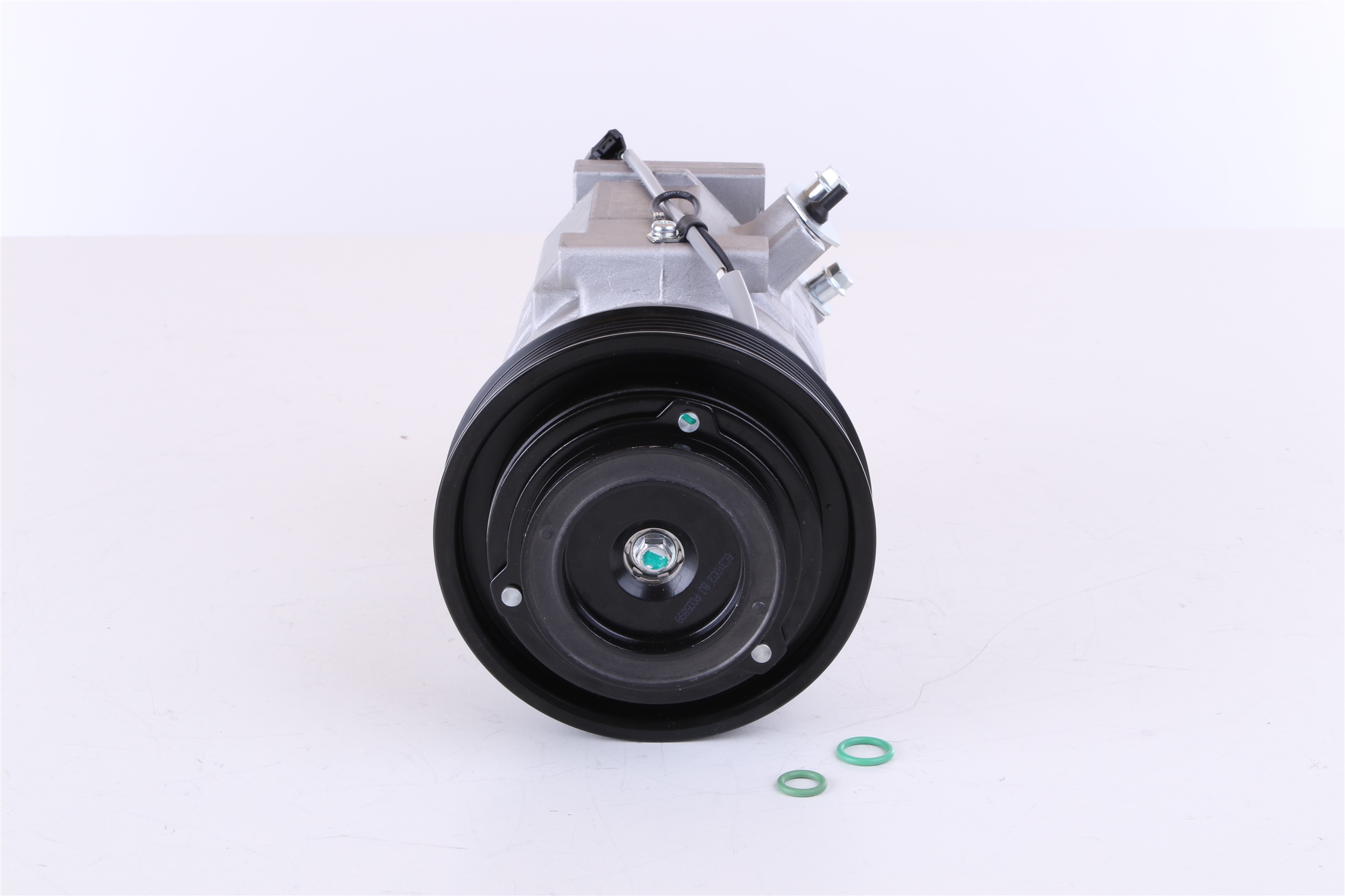 890882 Air conditioning compressor NISSENS 38800RYEA01