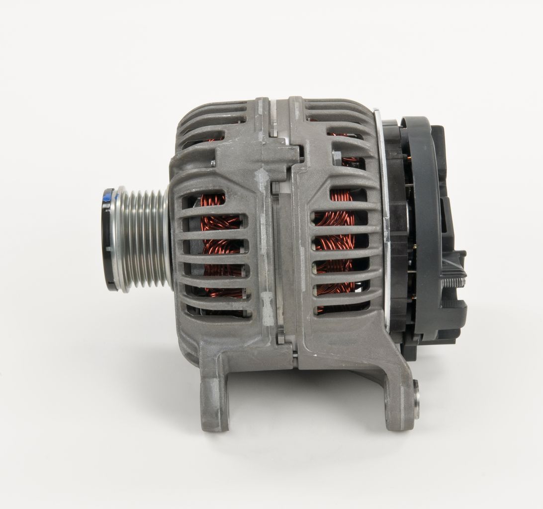 0 124 525 253 BOSCH Generator PORSCHE 14V, 150A, excl. vacuum pump
