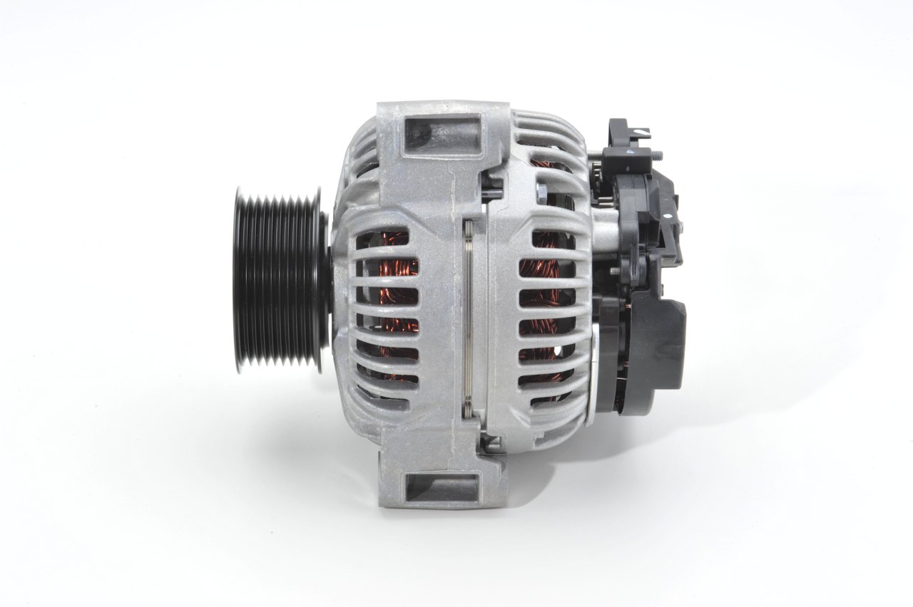 NCB2 (>) 14V 86/150A BOSCH 14V, 150A, Ei sisällä alipainepumppua Generaattori 1 986 A01 173
