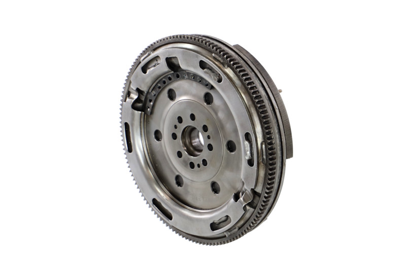 REMANTE 009-001-000007R orģinālās VW LT 46 Platforma Spararats cena