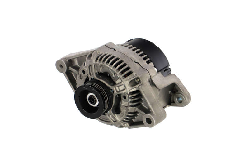 111990 011-003-000220R Generaator REMANTE 12 04 123 OPEL
