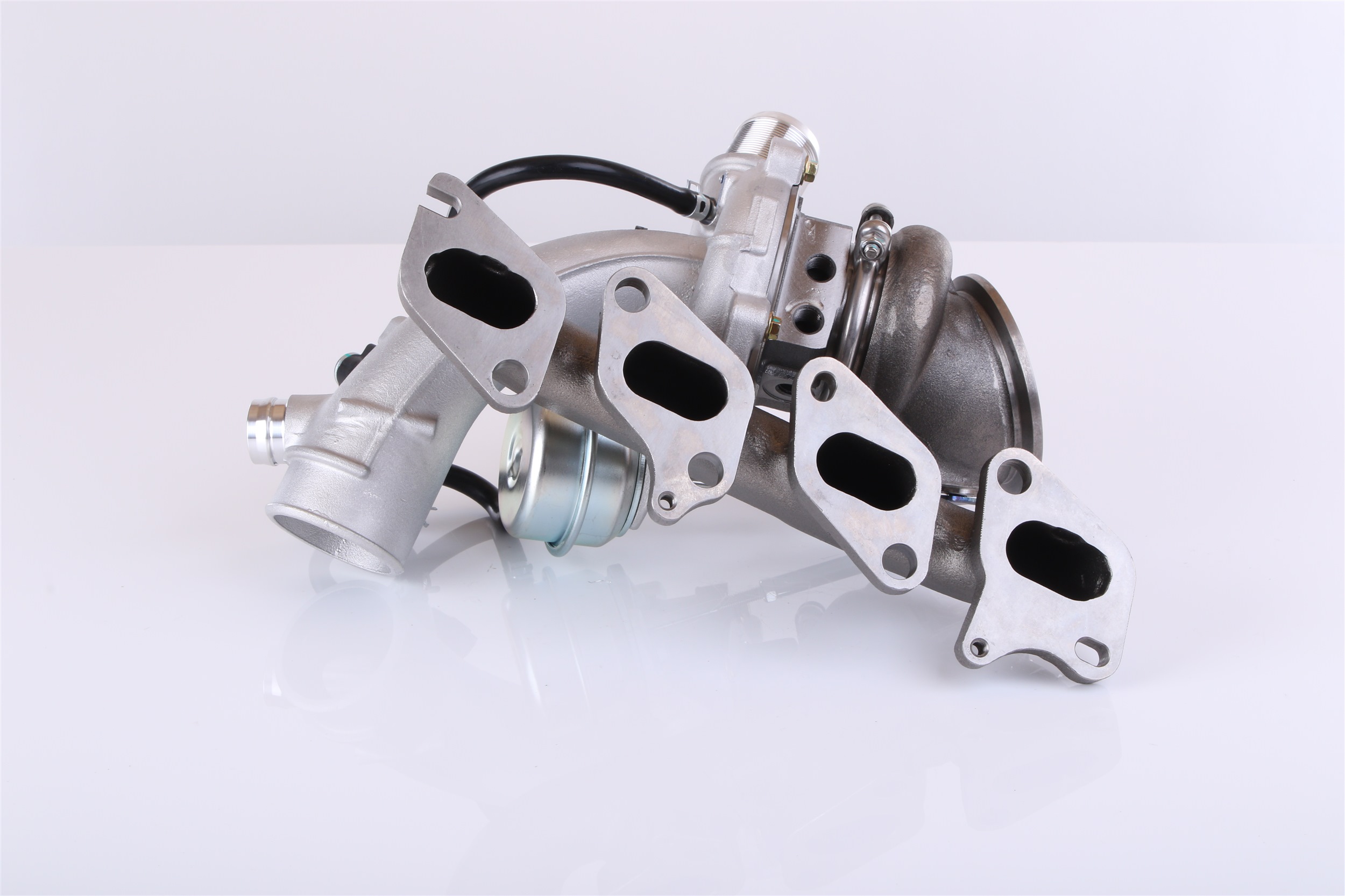 NISSENS 93414 Turbocompresor Turbocompresor de gases de escape, refrigerado con aceite, rerigerado por agua, neumático, con válvula de descarga eléctrica, con juntas, con colector de admisión, Aluminio