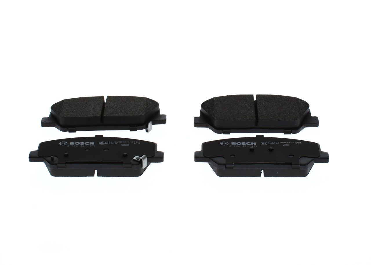 BOSCH Set of brake pads rear and front KIA Optima / K5 (TF) new 0 986 424 491