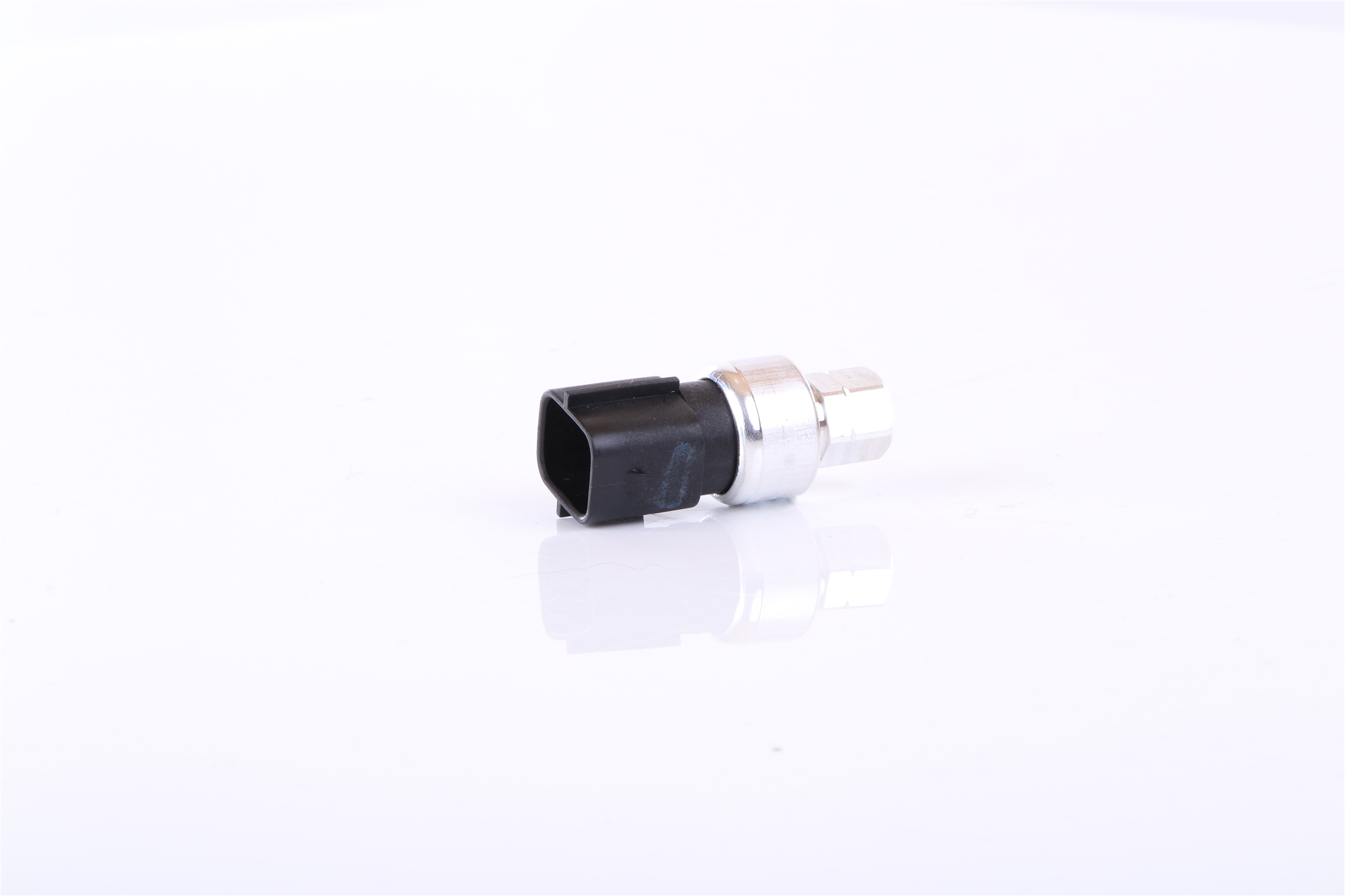 301003 Pressostat, climatisation NISSENS 8L8419D594AA FORD