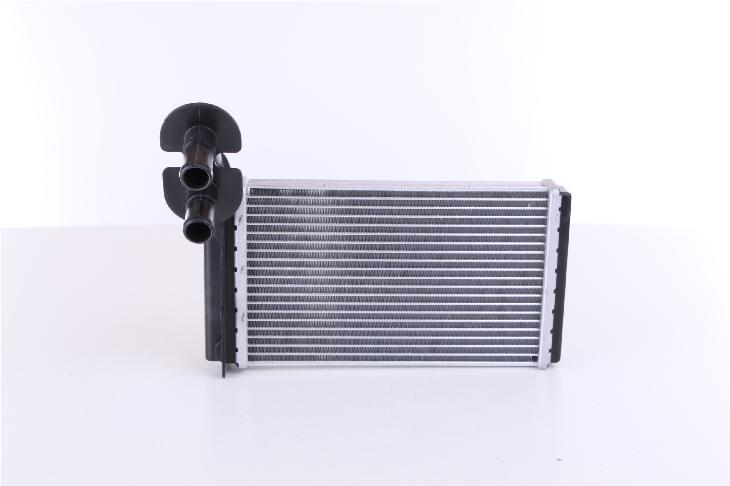 NISSENS 73973 Scambiatore calore per riscaldamento abitacolo con tubazione