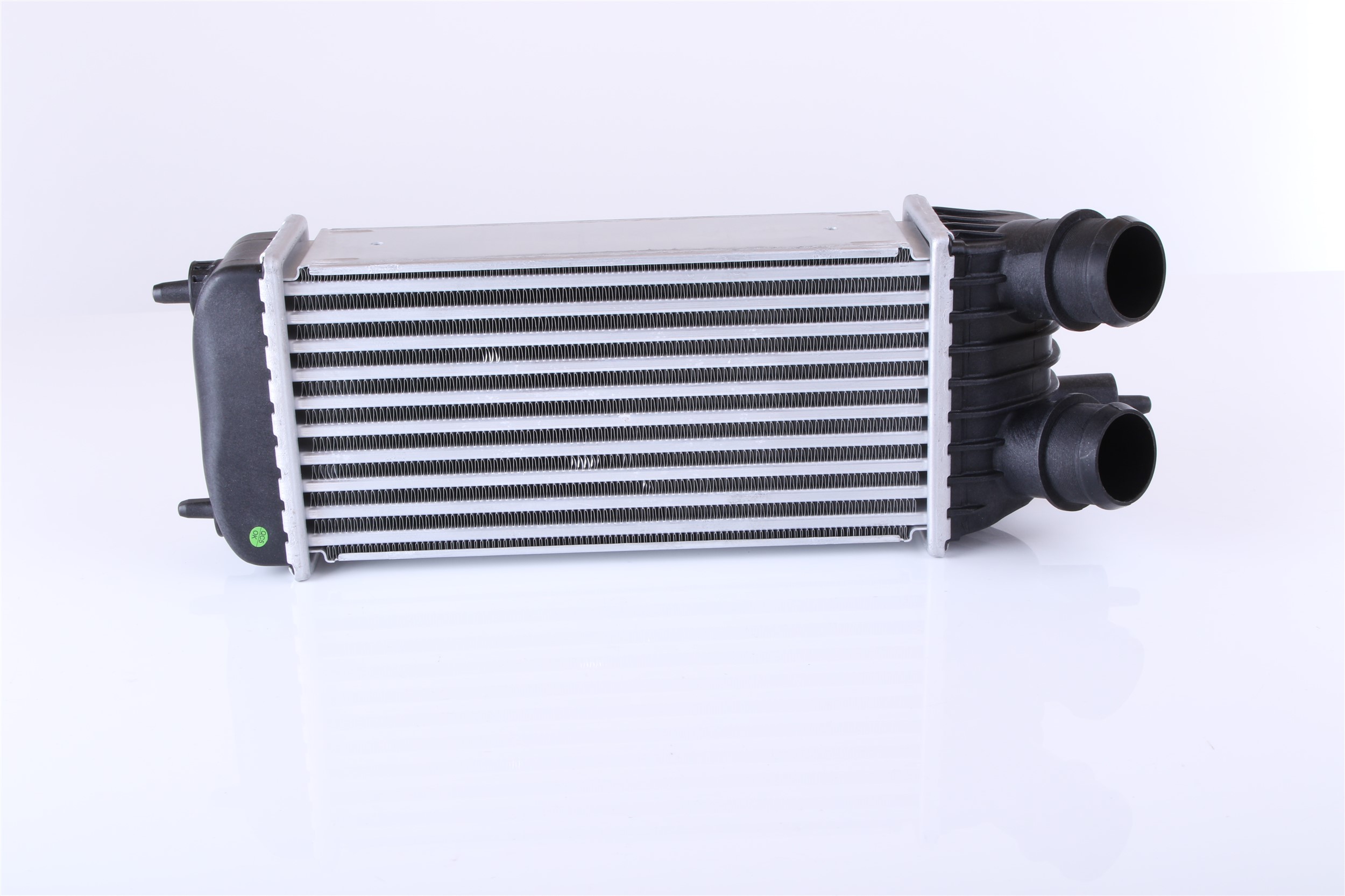 NISSENS 96613 Intercooler billig i online butik