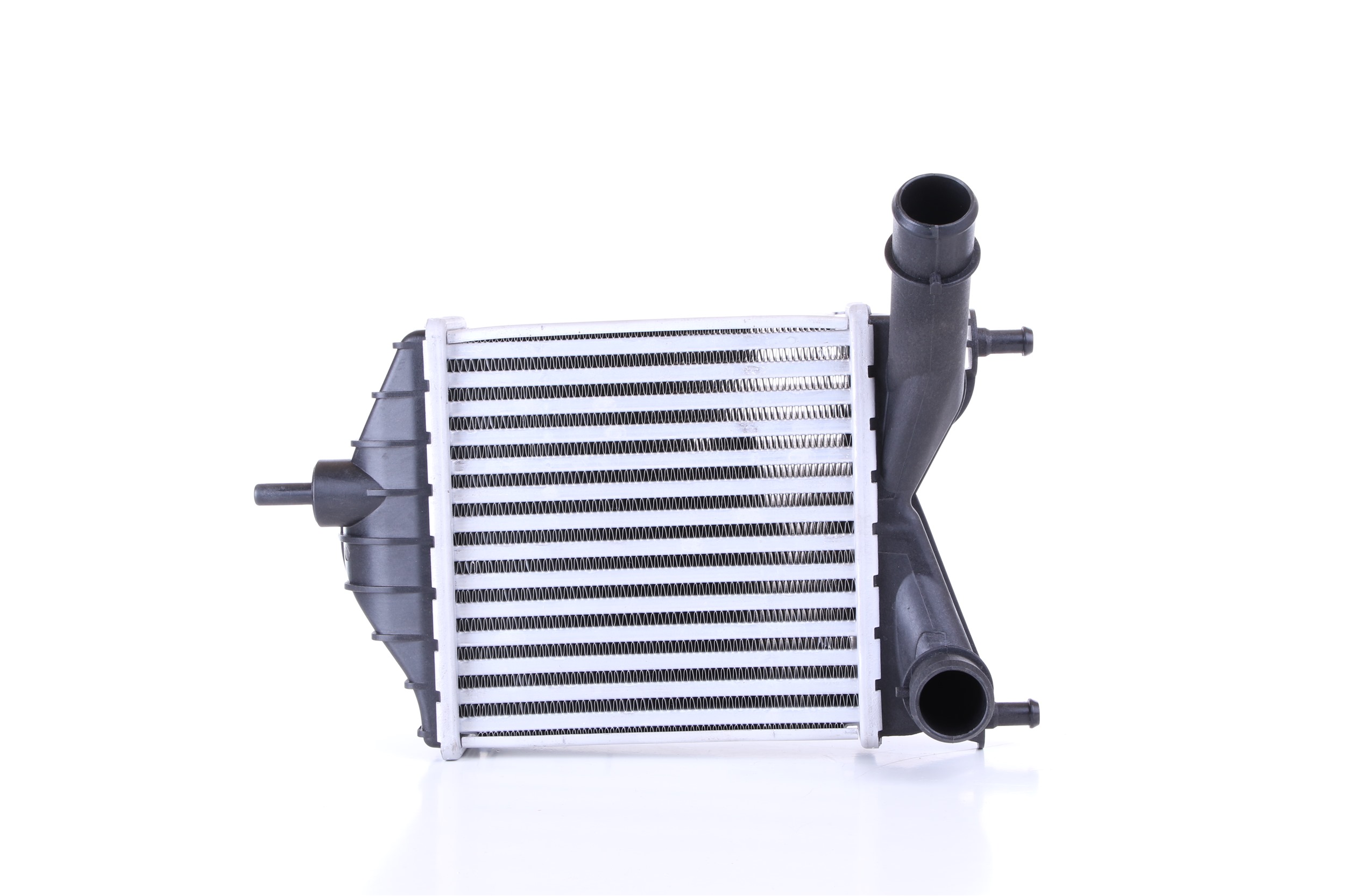 NISSENS 96703 Intercooler utan snabbkoppling, Anslutning vänster, vinklad