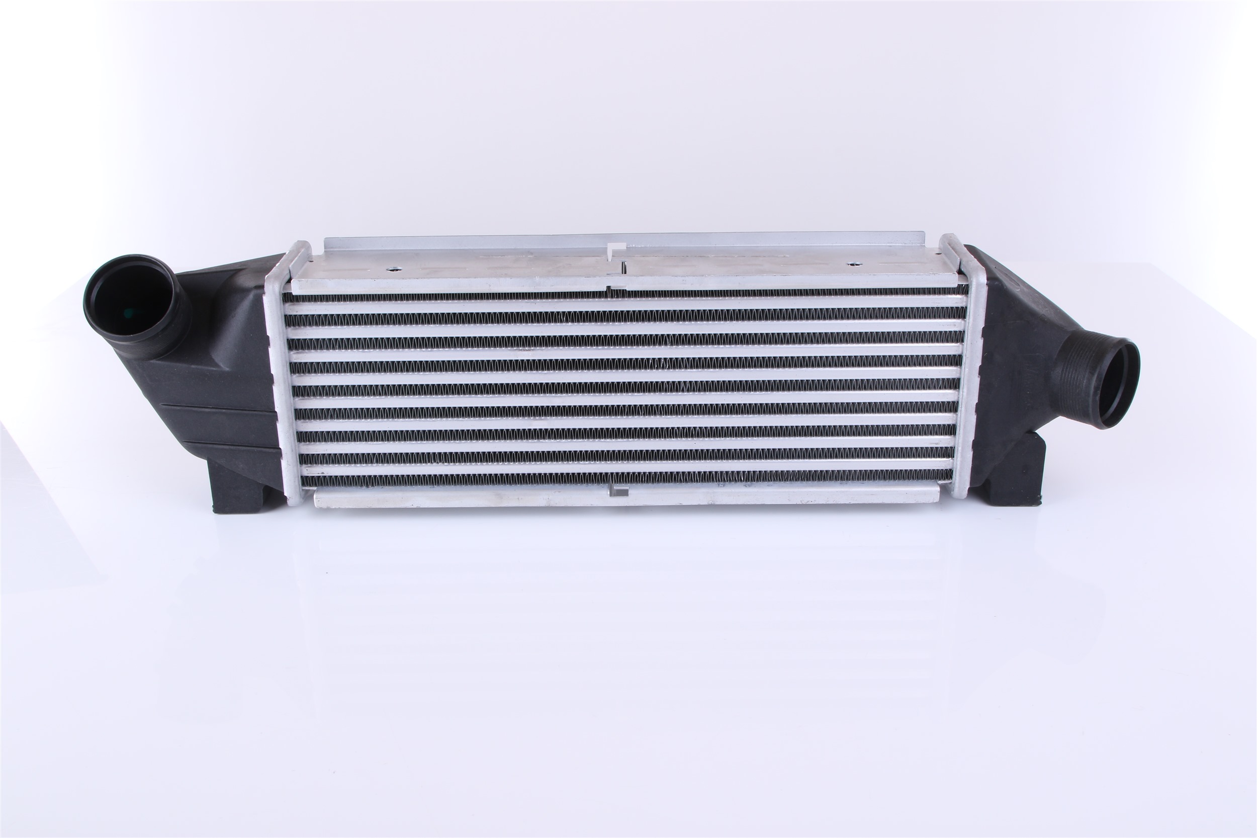 NISSENS 96733 Intercooler FORD Transit Mk5 Van (V184, V185, FA) 2.0 DI 100 CV Diesel 2001 prix