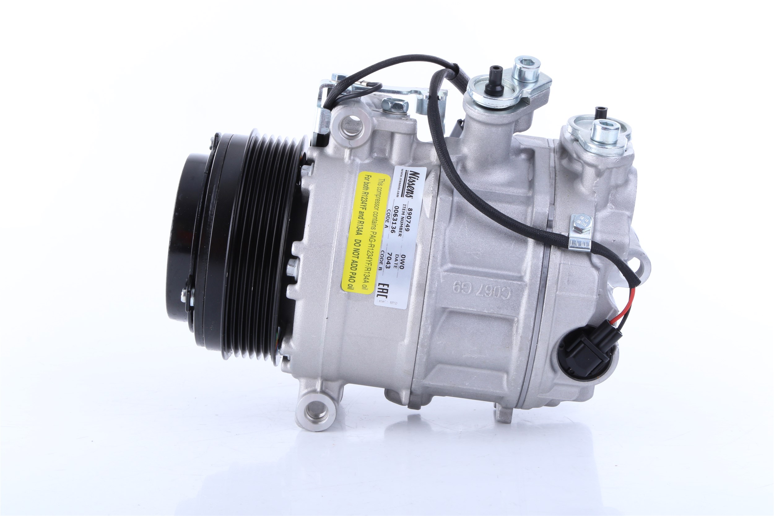 NISSENS 890749 Compressore aria condizionata 7SAS17C, 12V, PAG 46 YF, R134a, con olio compressore-PAG, con innesto elettromagnetico