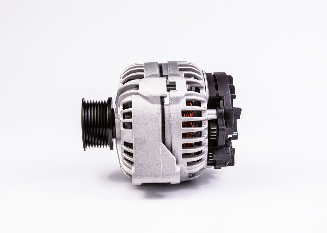 ALT 14V 150A (L) BOSCH 14V, 150A, excl. vacuum pump Generator 1 986 A00 939 buy