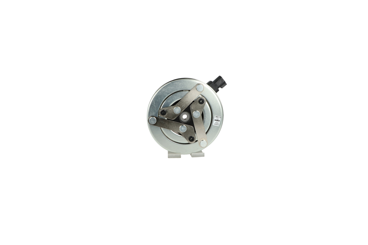 NRF 380179 VOLVO V60 II Cross Country (227) Ilmastointi magneettikytkin vaihto hinta