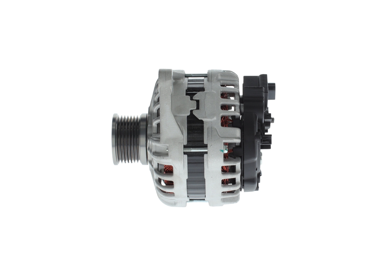 Eredeti 1 986 A01 493 BOSCH Generátor IVECO