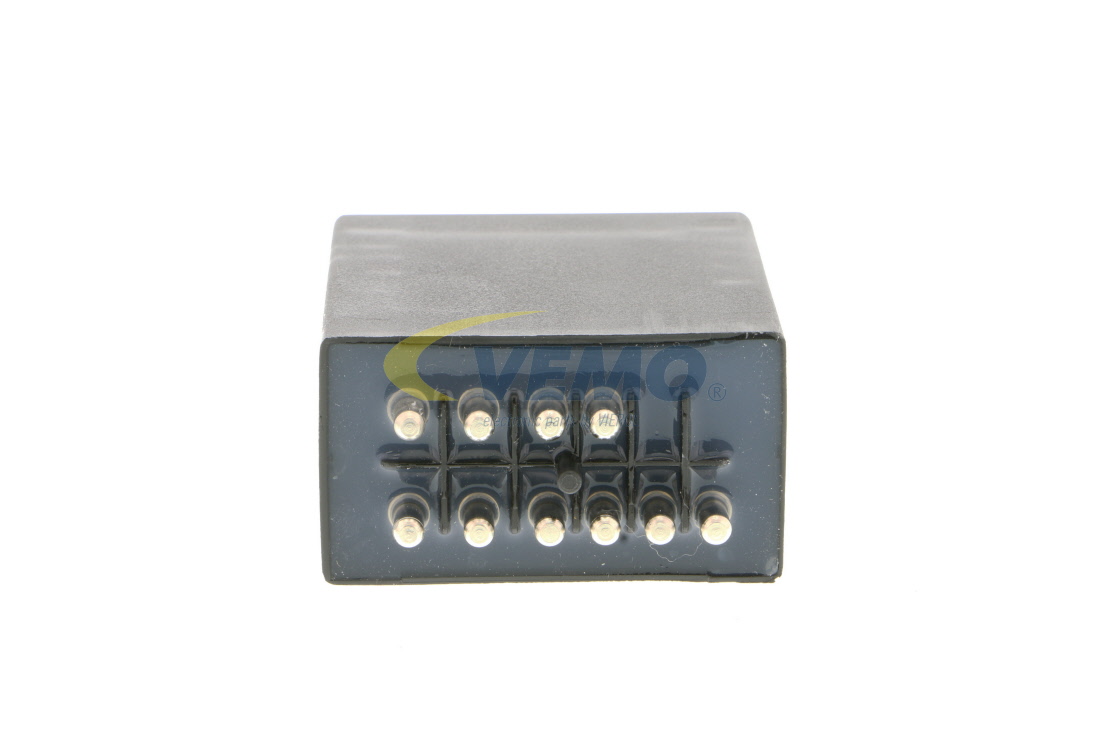 Toyota Fuel pump relay VEMO V30-71-0010 at a good price
