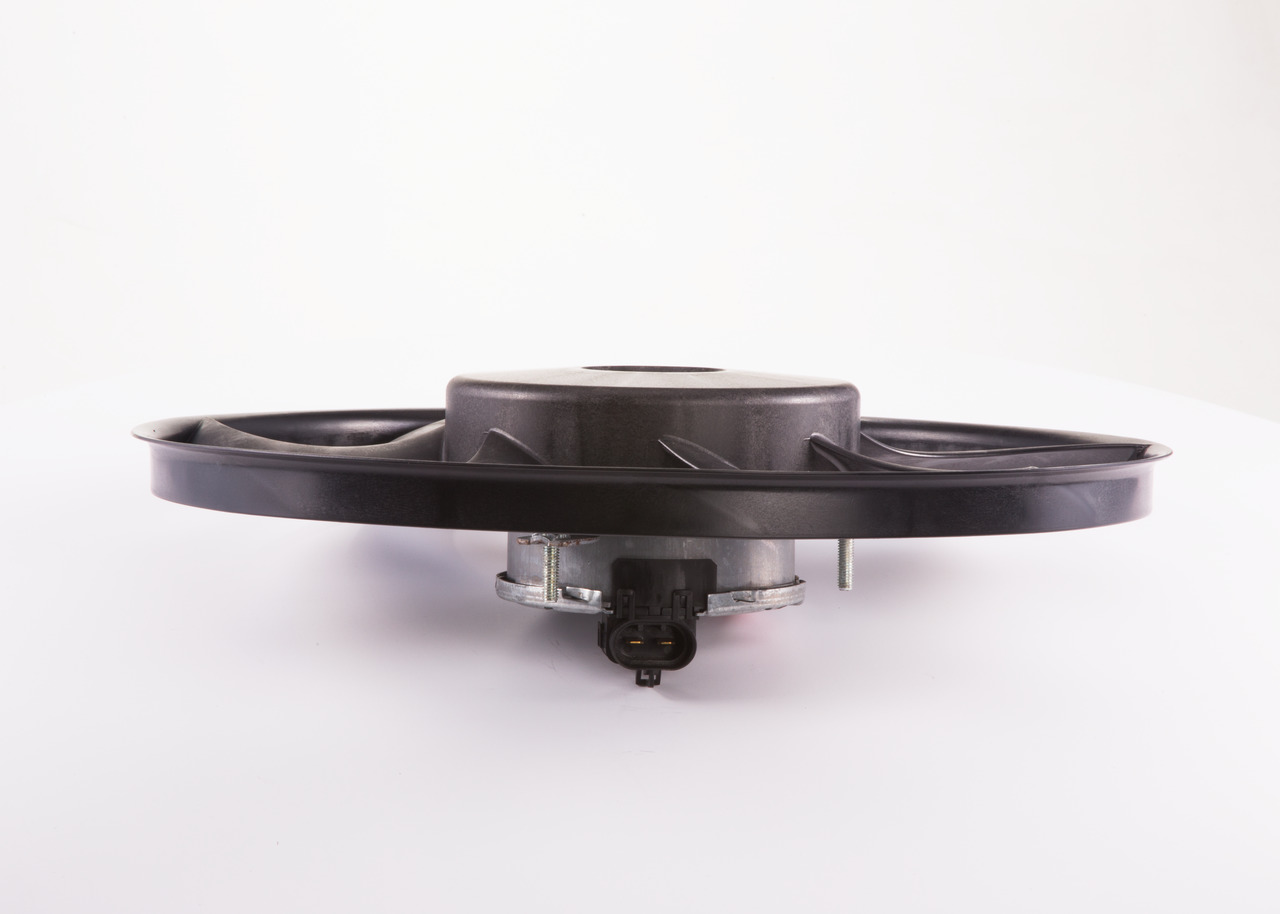0130303220 Villanymotor, hűtőventillátor BOSCH 90541538