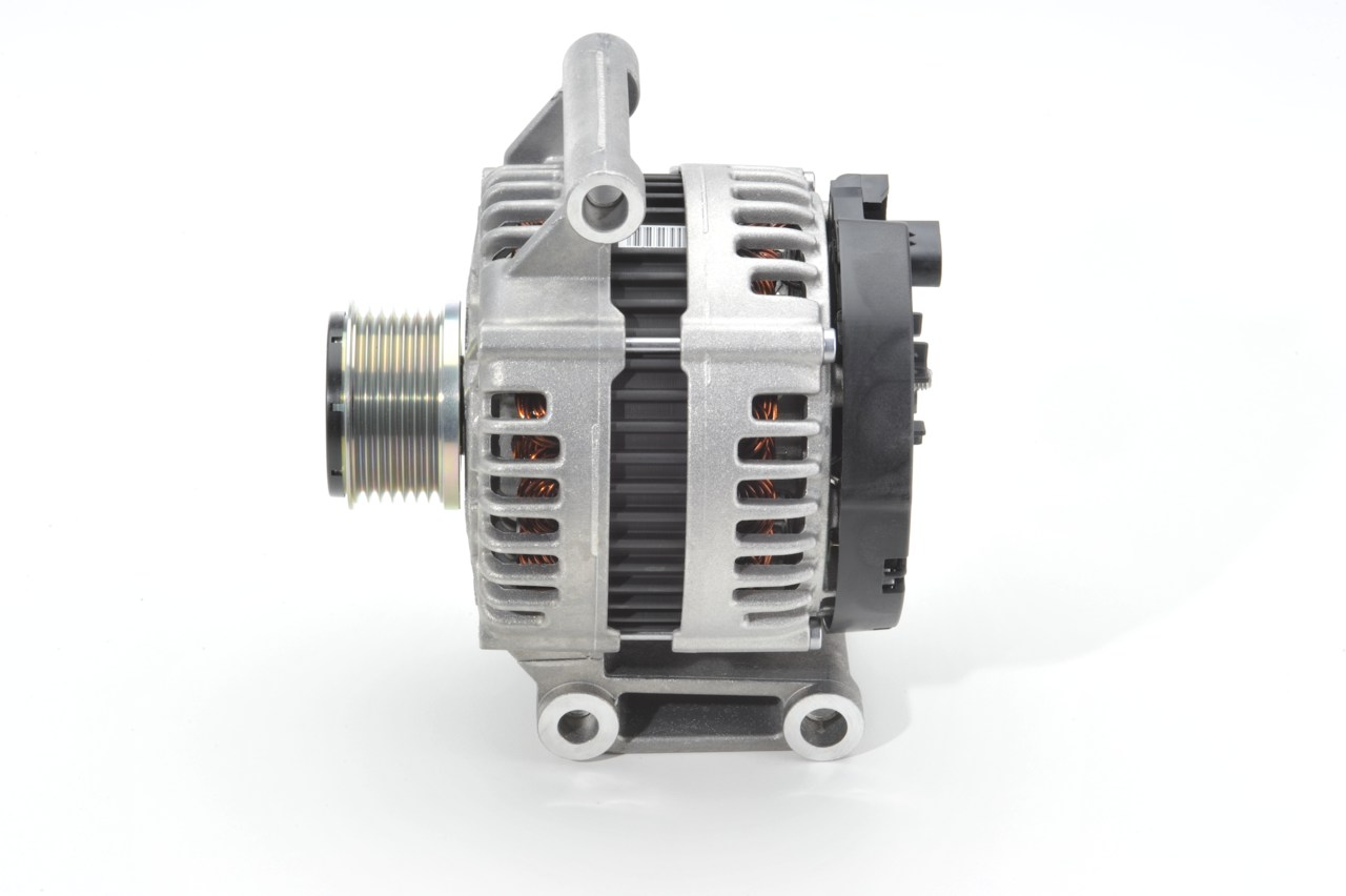 H7P (>) 14V 99/156A 0121615103 Alternador BOSCH 6C1J1 0300 CA MAZDA