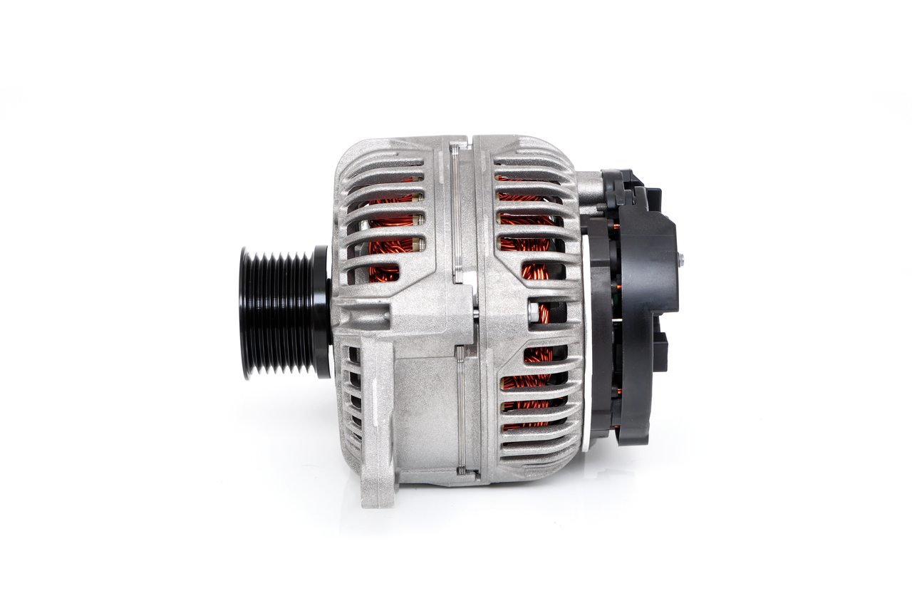 NCB1 (>) 14V 70/120A 0124515120 Generátor BOSCH 47129299 MERCEDES-BENZ