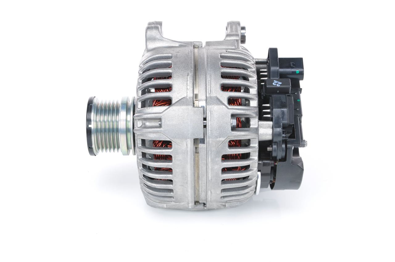 Kupi E8 (>) 14V 75/140A BOSCH 14V, 140A, brez vakumske crpalke, Ø 50 mm Alternator 0 124 525 530 poceni