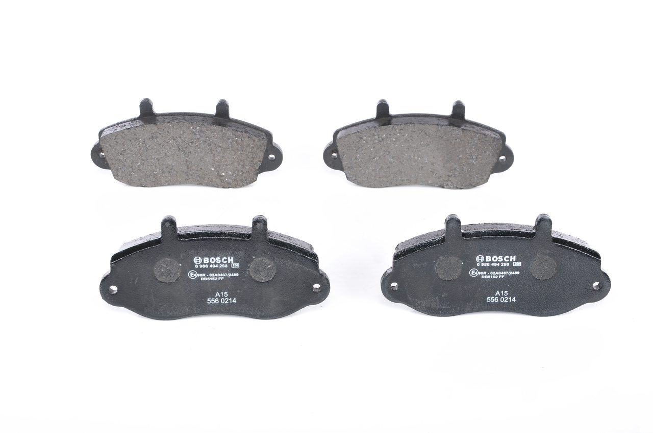 BOSCH Disc brake pads rear and front RENAULT MASTER II Box (FD) new 0 986 494 288