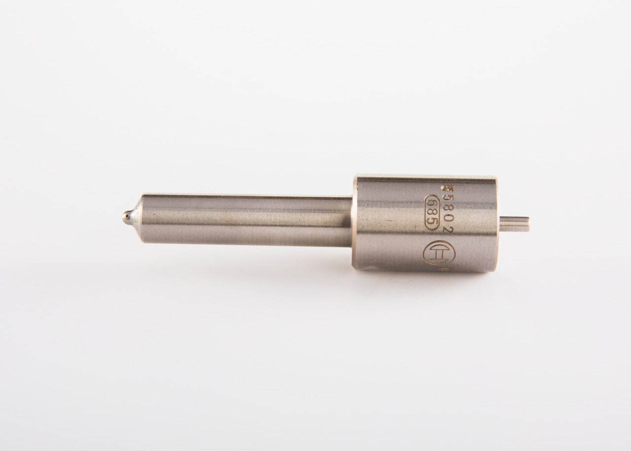 DLLA 140 S 563 BOSCH Diesel Einspritzdüse 0 433 271 266 kaufen