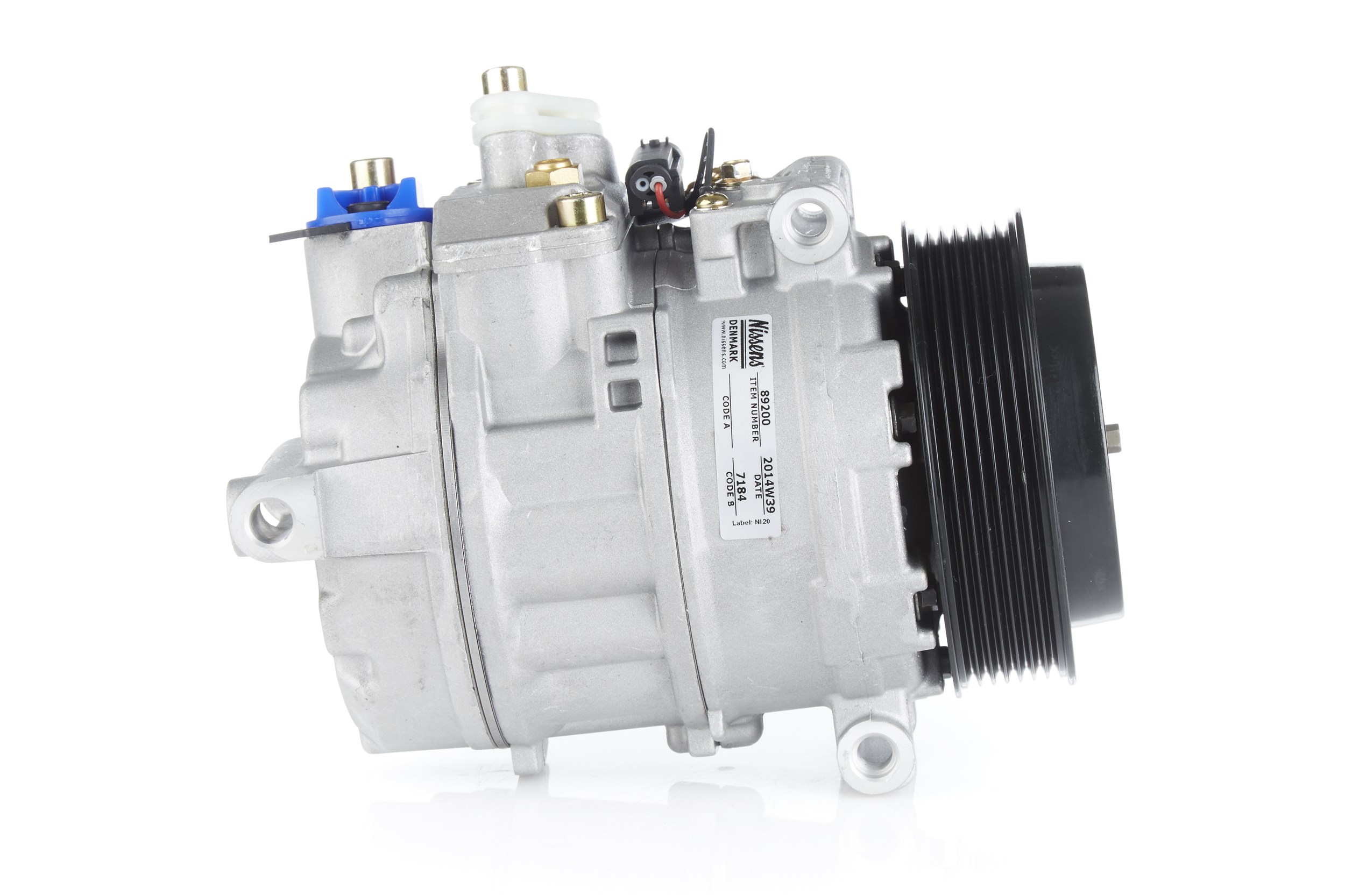89200 Air conditioning compressor NISSENS 22303311