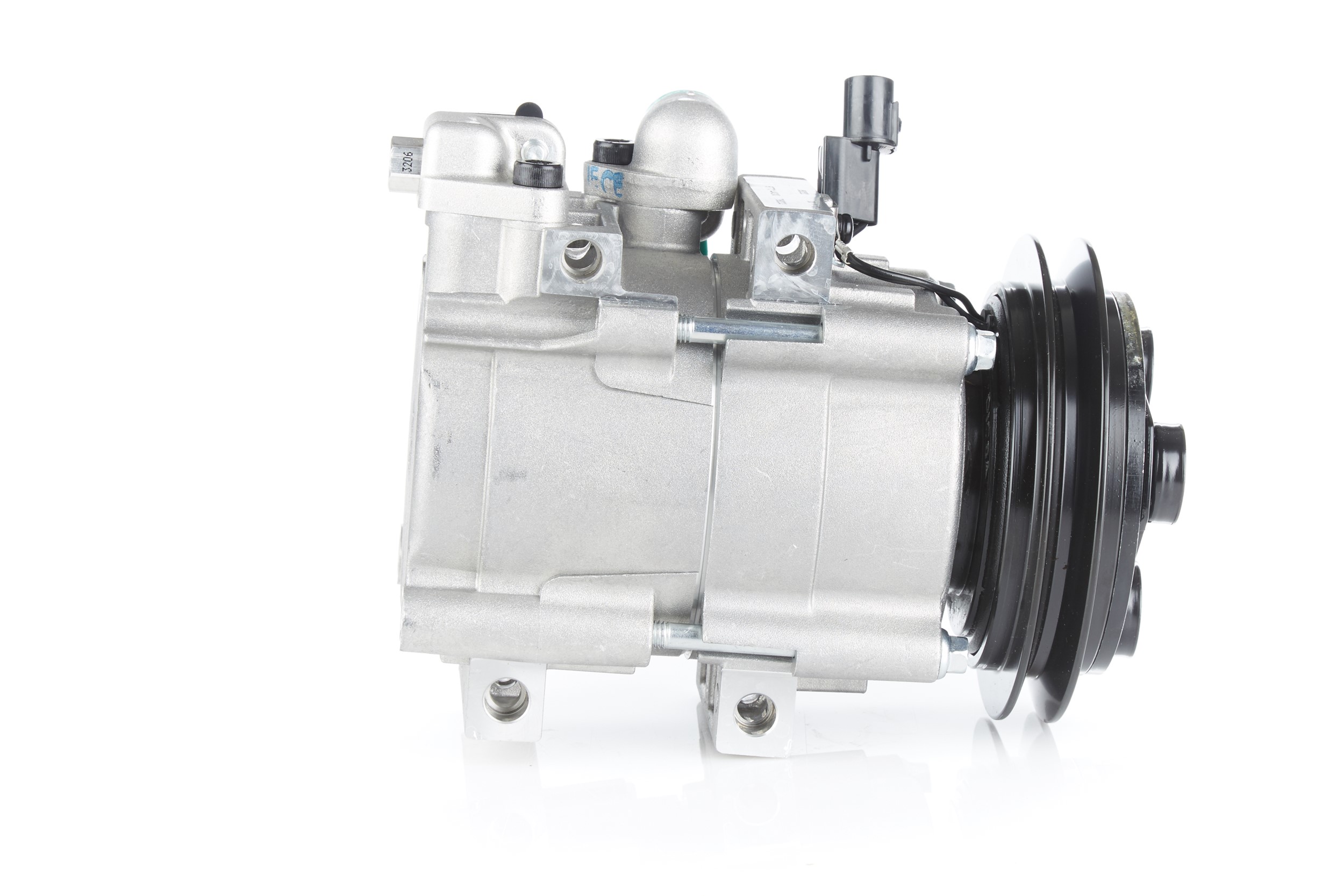 89282 Air conditioning compressor NISSENS 977014A070