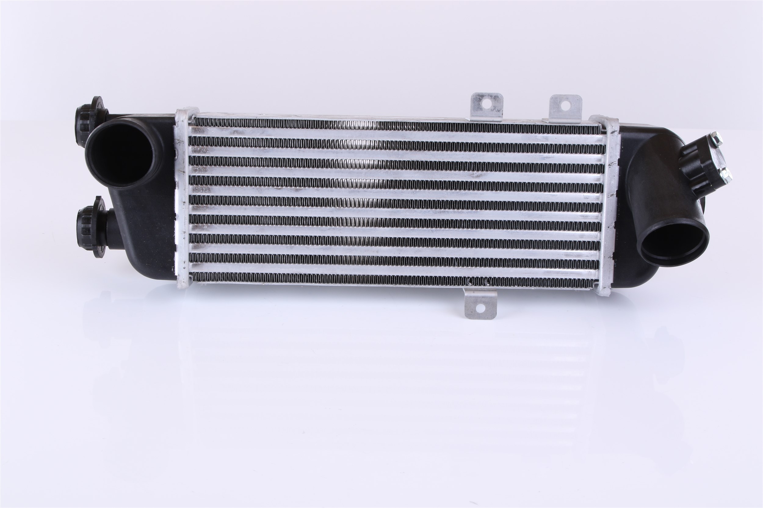 NISSENS 96562 Intercooler sin acople rápido, Conexión izquierda, recta, Conexión derecha, en ángulo