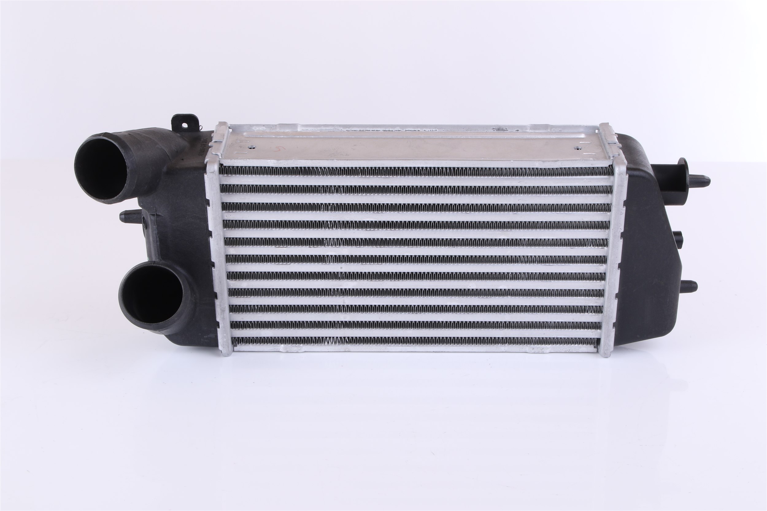 NISSENS 96774 Intercooler billige i nettbutikk