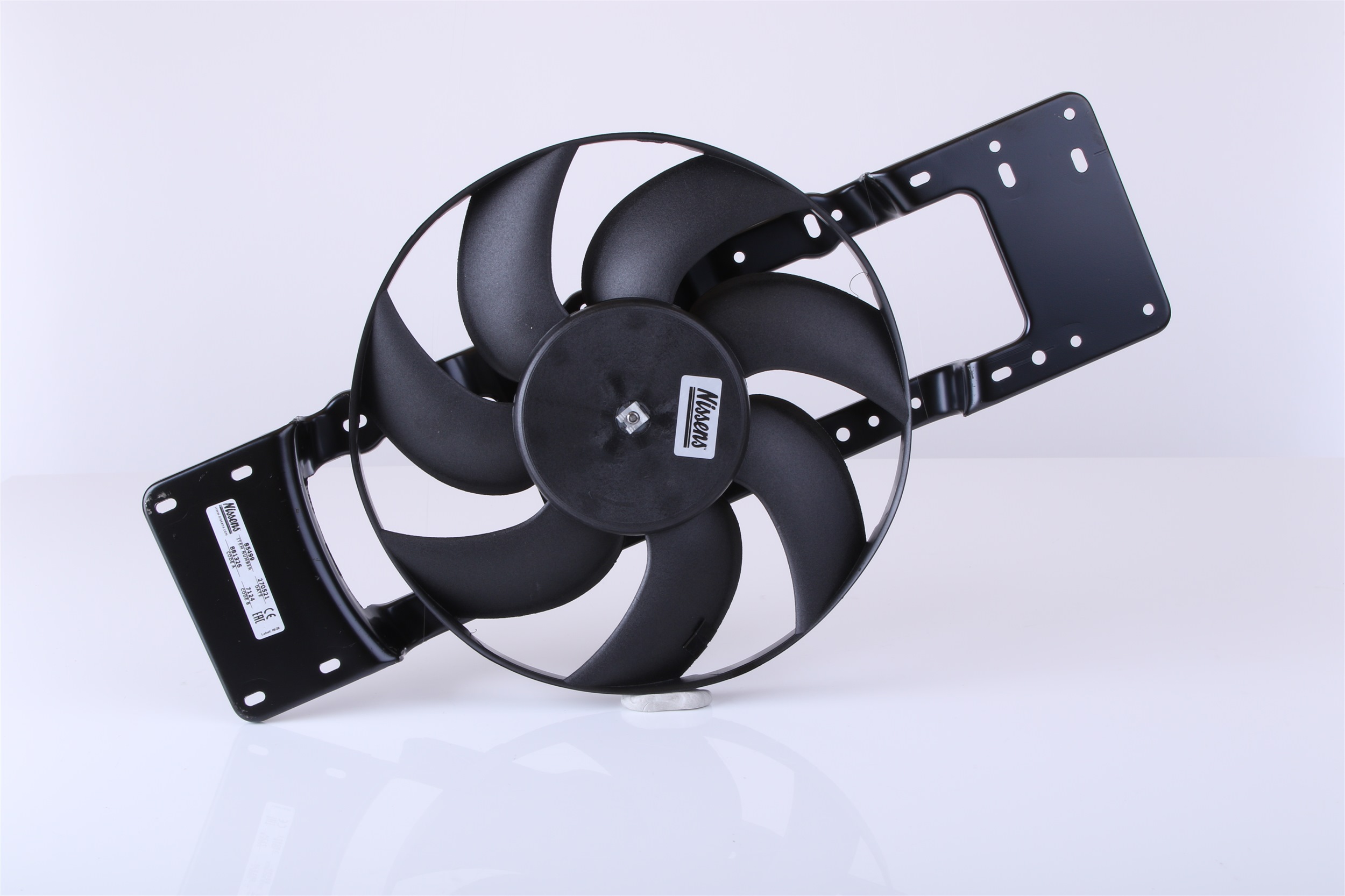 NISSENS 85499 Fan, radiator Ø: 288 mm, 12V, with radiator fan shroud, without resistor, without control unit